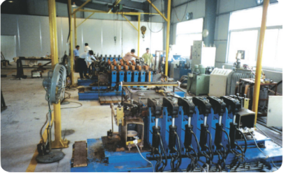 ZCN070S-（2000，9頭/3000，14頭）水發(fā)線棒多頭液壓成型熱壓機